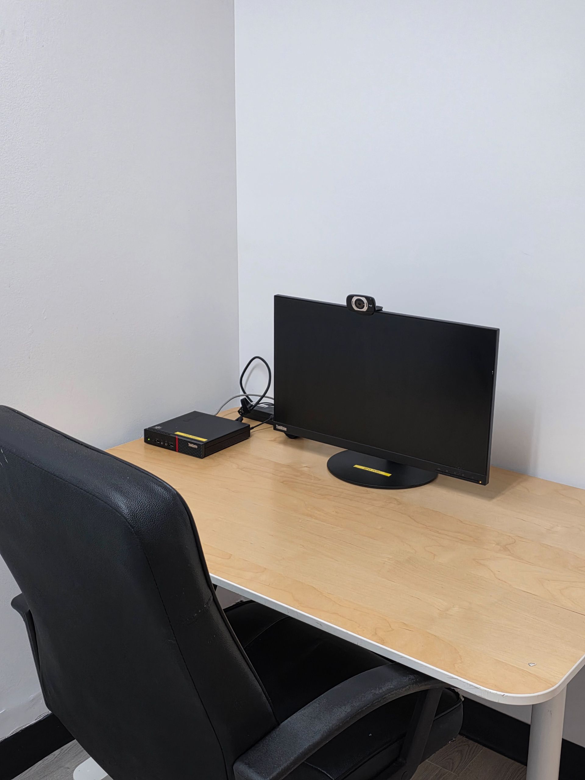 Private Office – DYDITECH Montreal (Quiet, Secure, WiFi Smart Lock) – photo 3