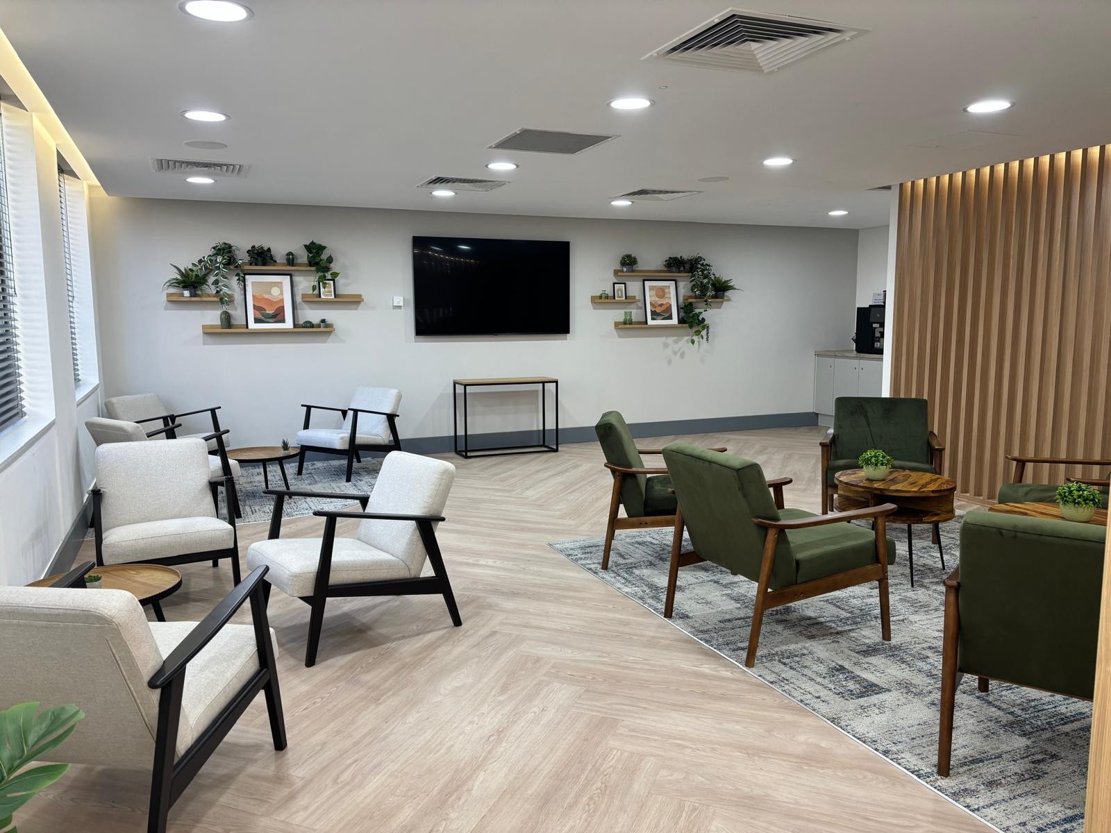 Serviced Office To Rent, Uxbridge, UB8 – photo 3