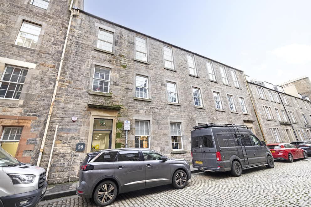 Office To Rent, Thistle Street EH2 – photo 1