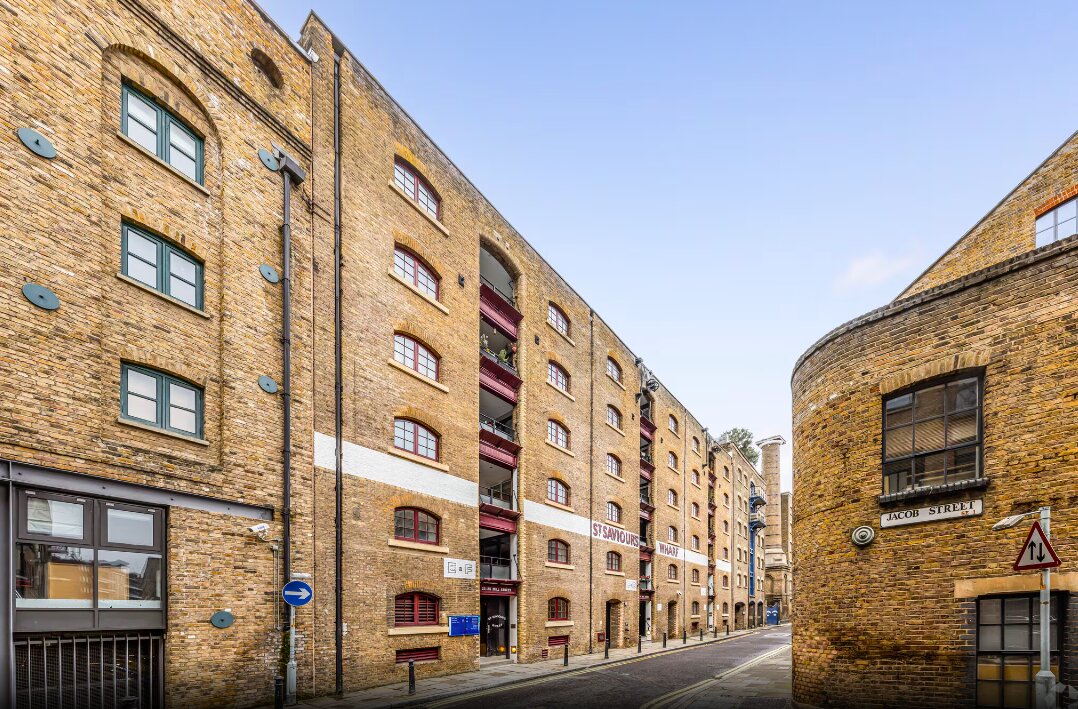 Private Office To Let in Shad Thames – photo 1