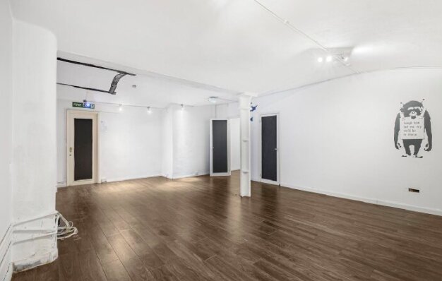 Private Office To Let in Shad Thames – photo 6