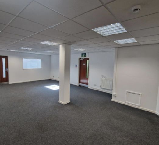 Office To Rent, Ashton Under Lyne – photo 2