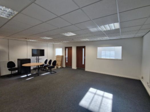 Office To Rent, Ashton Under Lyne – photo 4