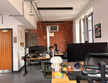 Month Office Rental Available in Bethnal Green | 496SqFt Private Office ONLY £2,300 + VAT per month – photo 3
