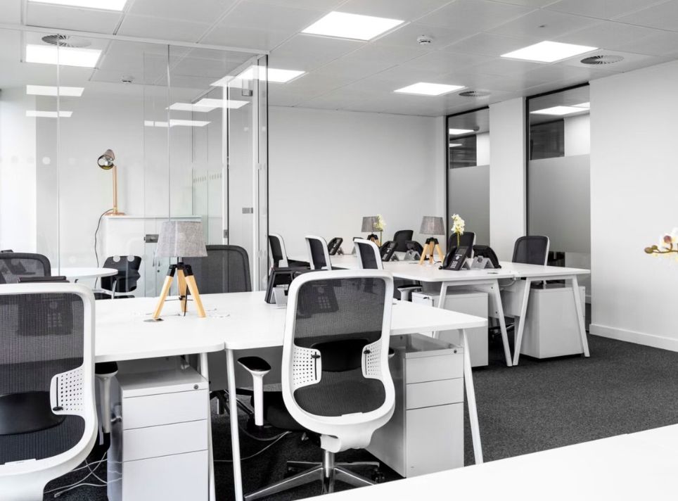 Private Office To Rent  EC3 – photo 5