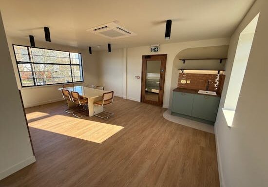 Private Office To Rent, Borehamwood, WD6 1SF – photo 3