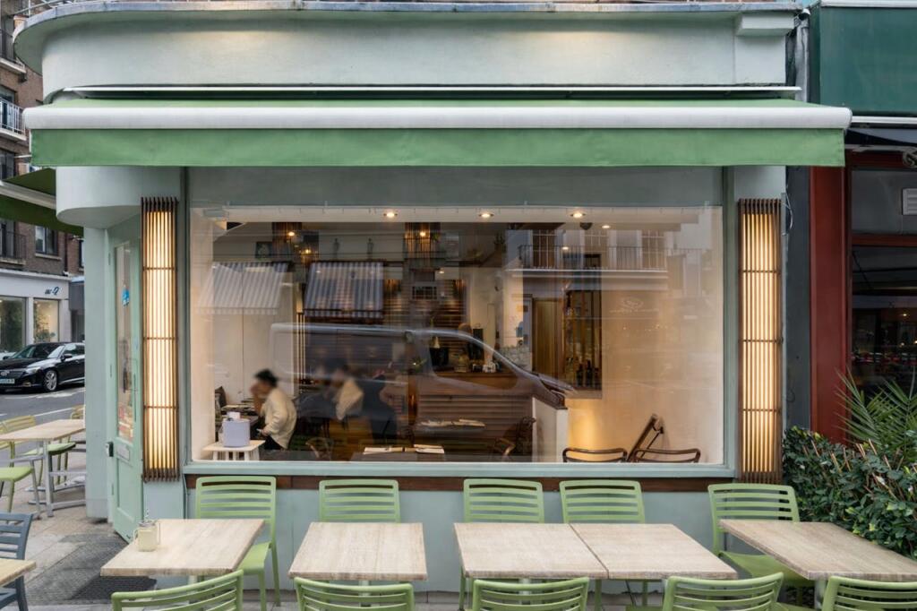 Class E Space To Rent London W1T - 14 Charlotte Street – photo 4