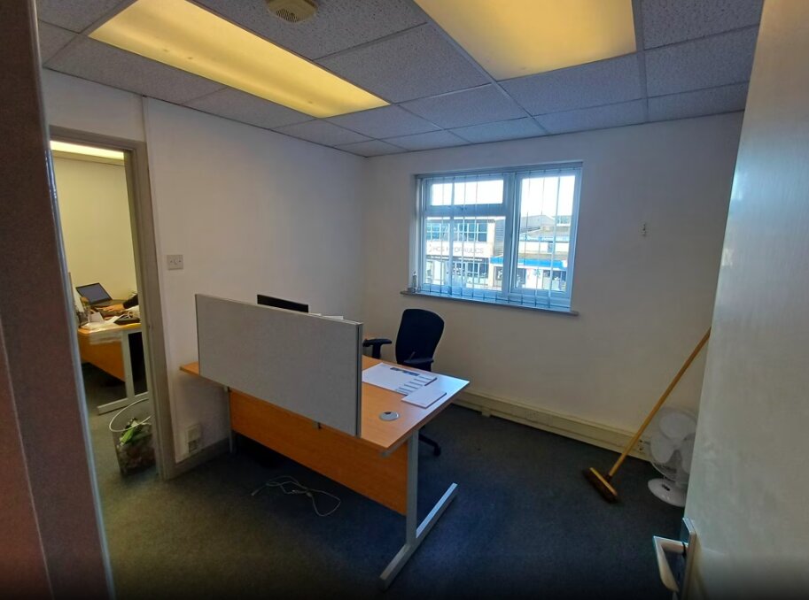 Private Office To Rent, Hemel Hempstead, HP2 7 – photo 2