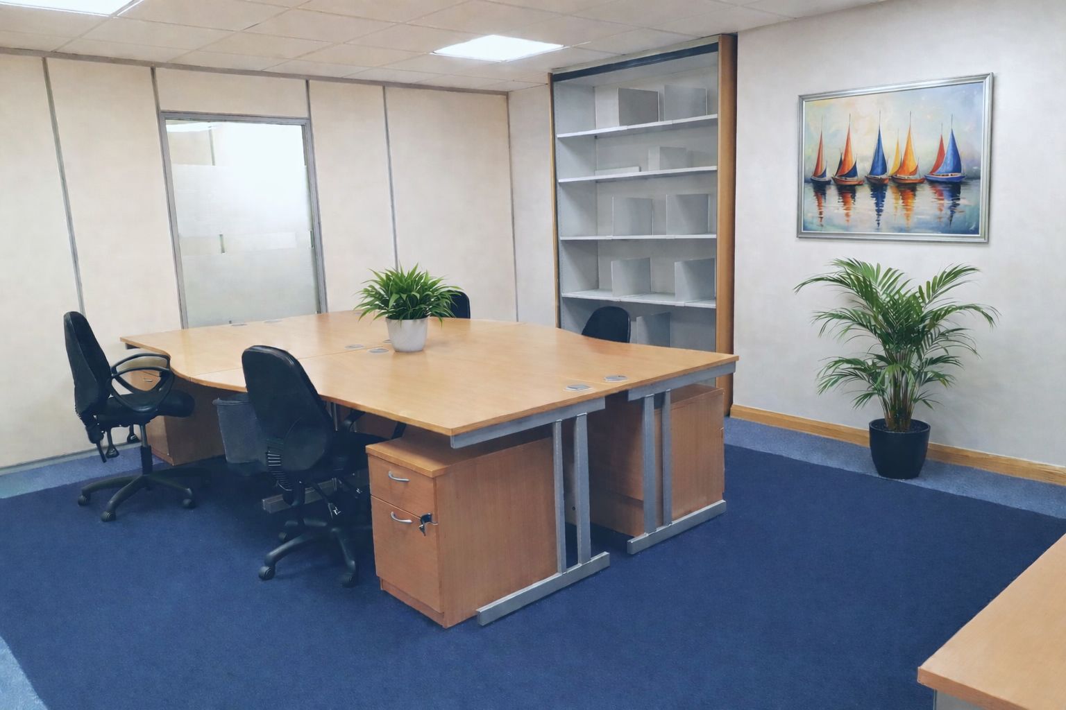 Smart, Contemporary, Furnished Office spaces to suit all needs – photo 4