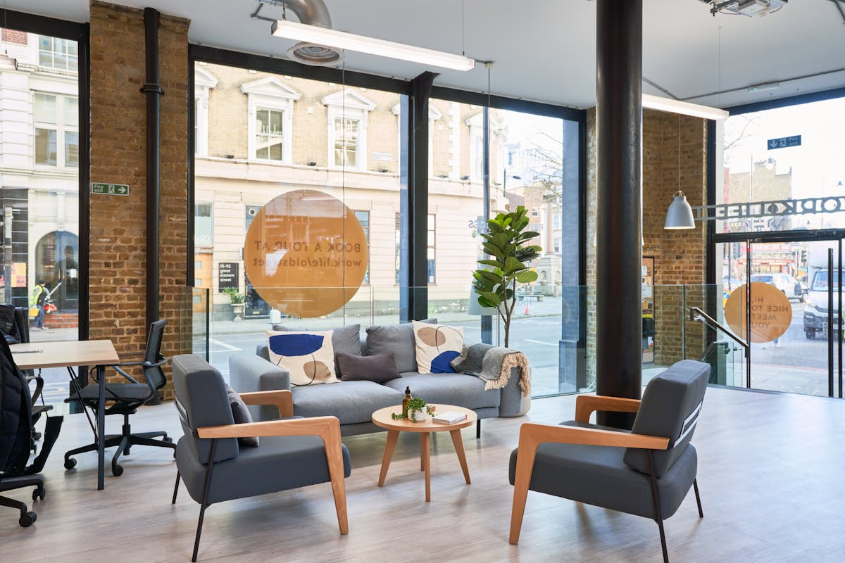 Private Office To Rent, London, EC2A – photo 1
