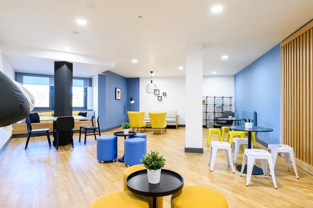 Private Office To Rent, Bristol, BS4 – photo 1