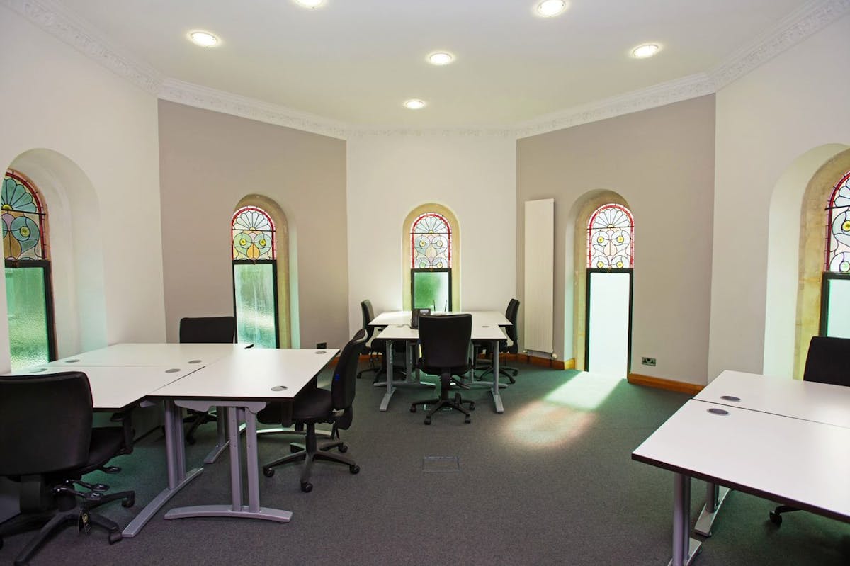 Private Office To Rent, Cardiff, CF10 – photo 1
