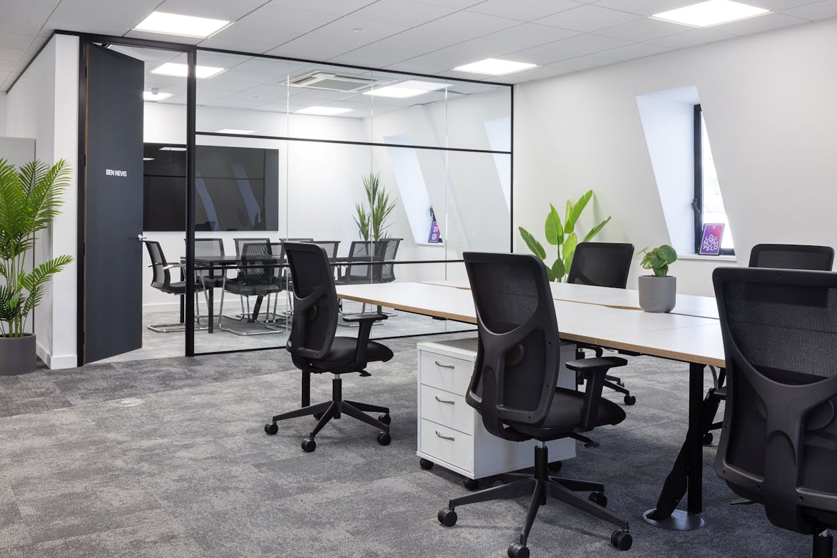 Private Office To Rent, Coulsdon, CR5 – photo 1