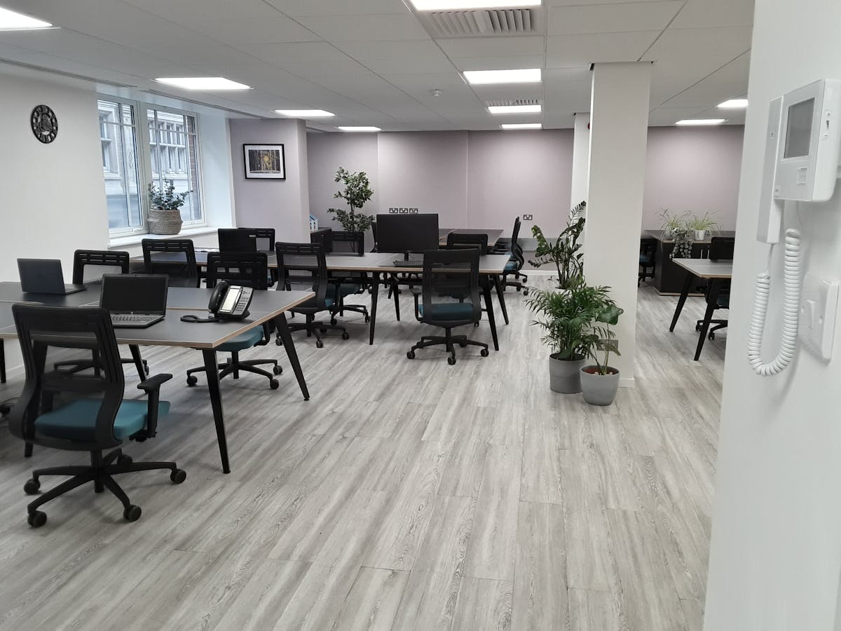 Private Office To Rent, Furnival Street, London – photo 1