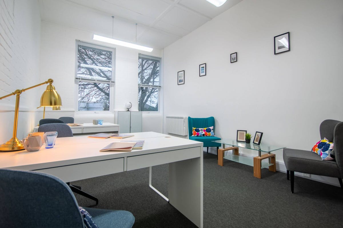 Private Office To Rent, Hove, BN3 – photo 1