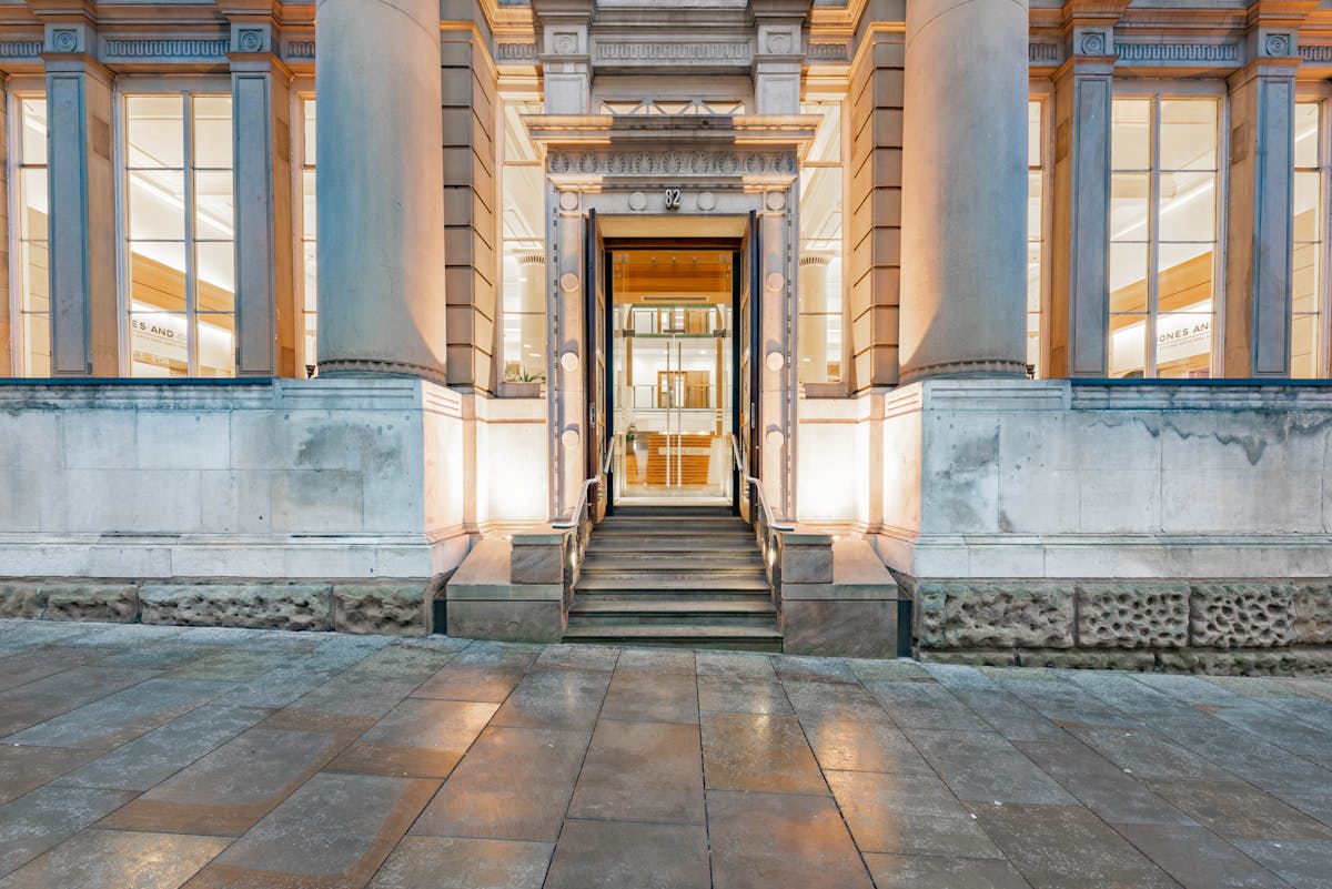 Private Office To Rent, King Street, Manchester – photo 1
