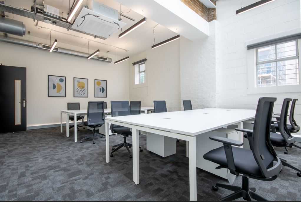 Private Office To Rent, London, EC1A – photo 1
