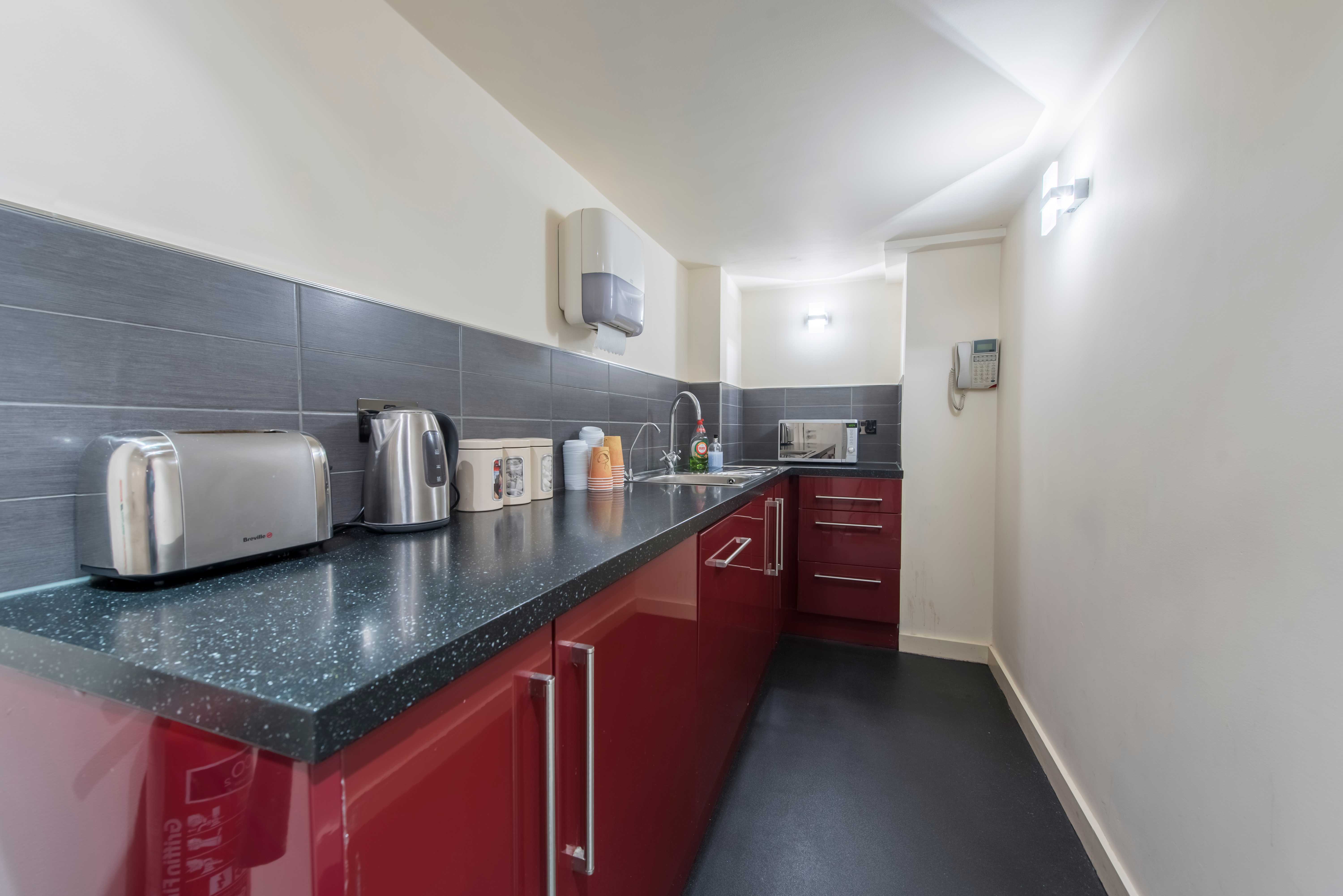Private Office To Rent, London, EC1A – photo 1