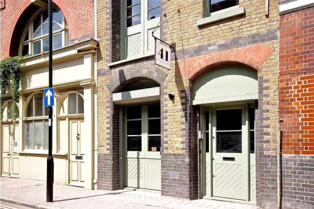 Private Office To Rent, London, EC1V – photo 1
