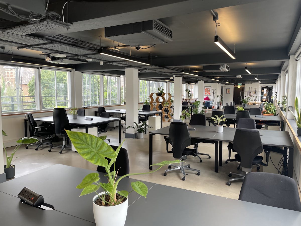 Private Office To Rent, London, EC2A – photo 1