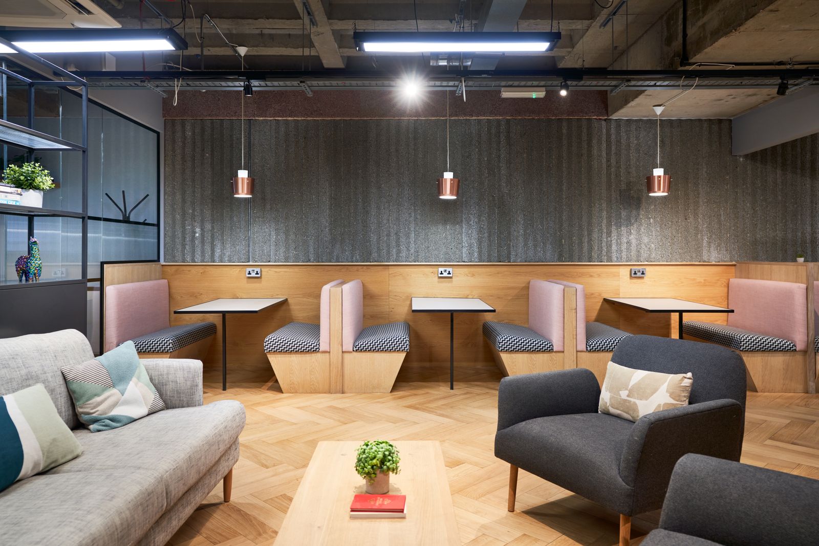 Private Office To Rent, London, EC2A – photo 1