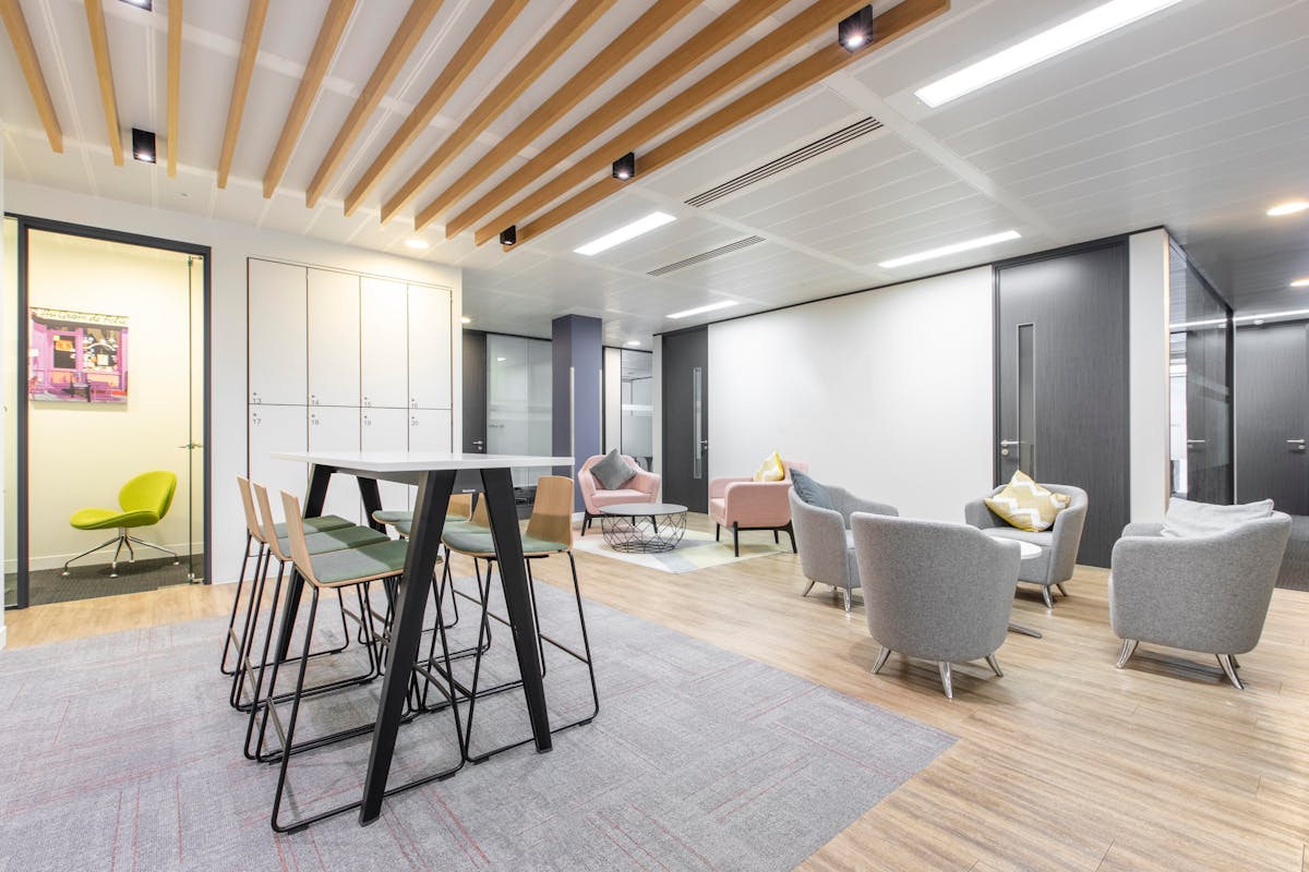 Private Office To Rent, London, EC3A – photo 1