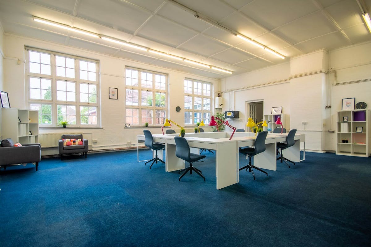 Private Office To Rent, St Albans, AL2 – photo 1