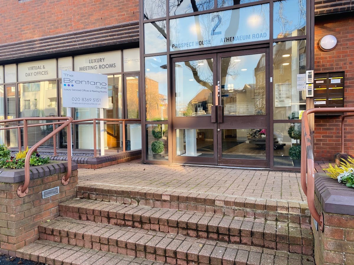 Private Office To Rent, London, N20 – photo 1