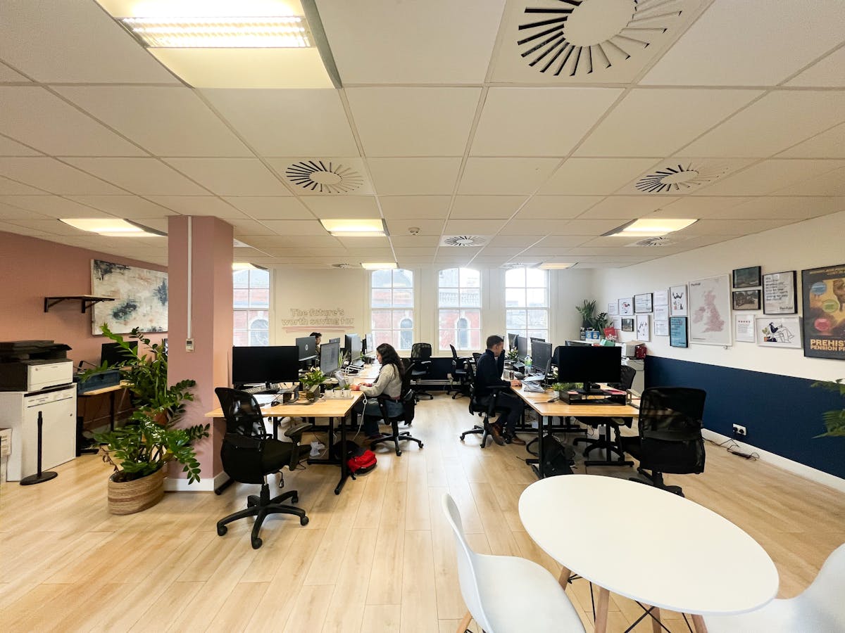 Private Office To Rent, London, SE1 – photo 1