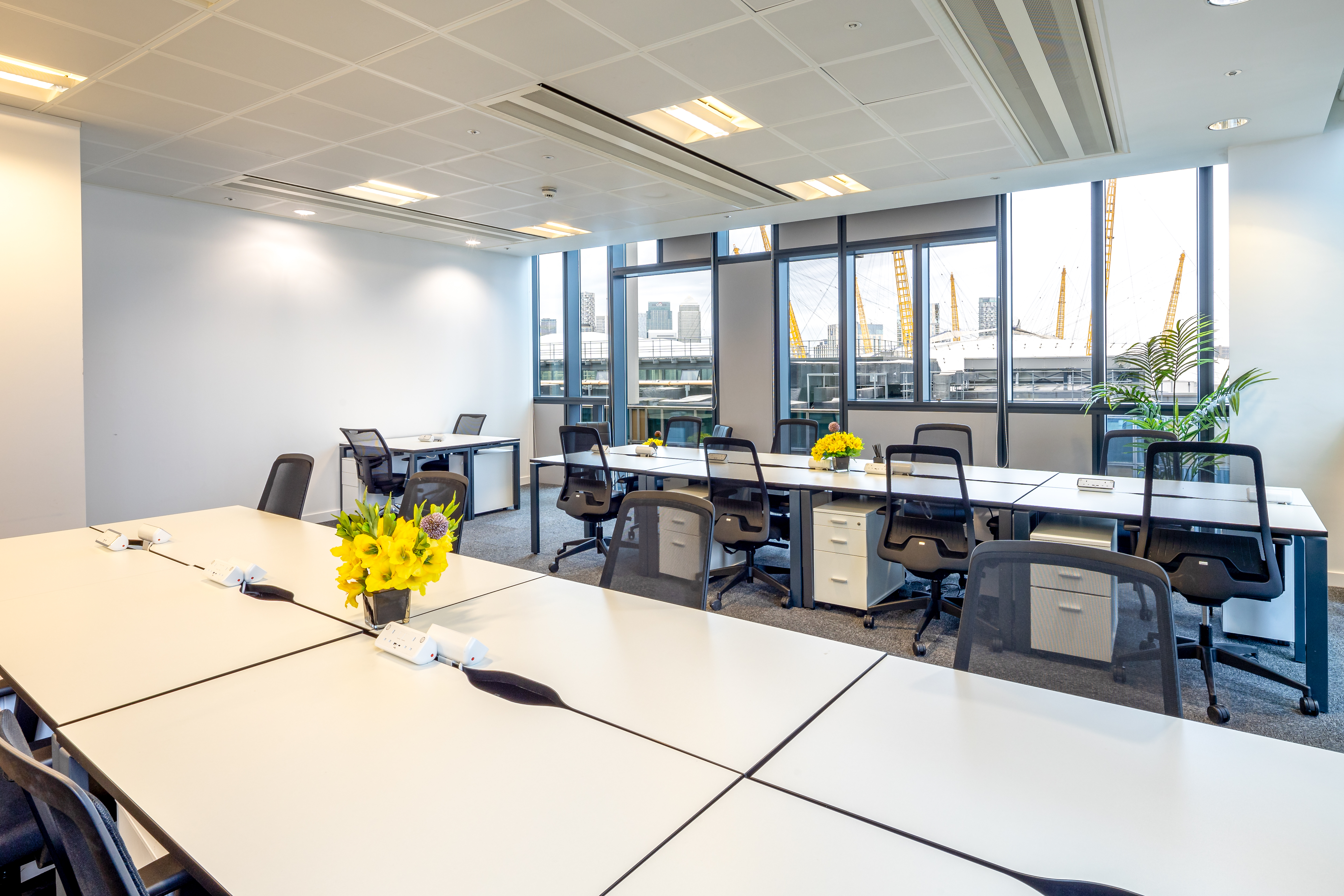 Private Office To Rent, London, SE10 – photo 1