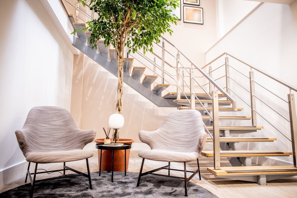 Private Office To Rent, London, WC1V – photo 1