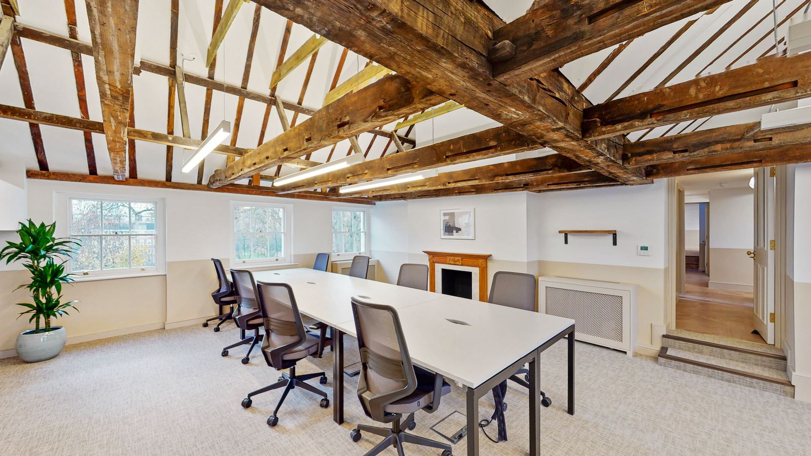 Private Office To Rent, London, WC1X – photo 1