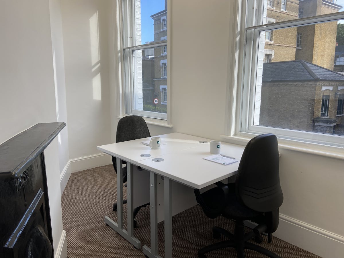 Private Office To Rent, London, WC1X – photo 1