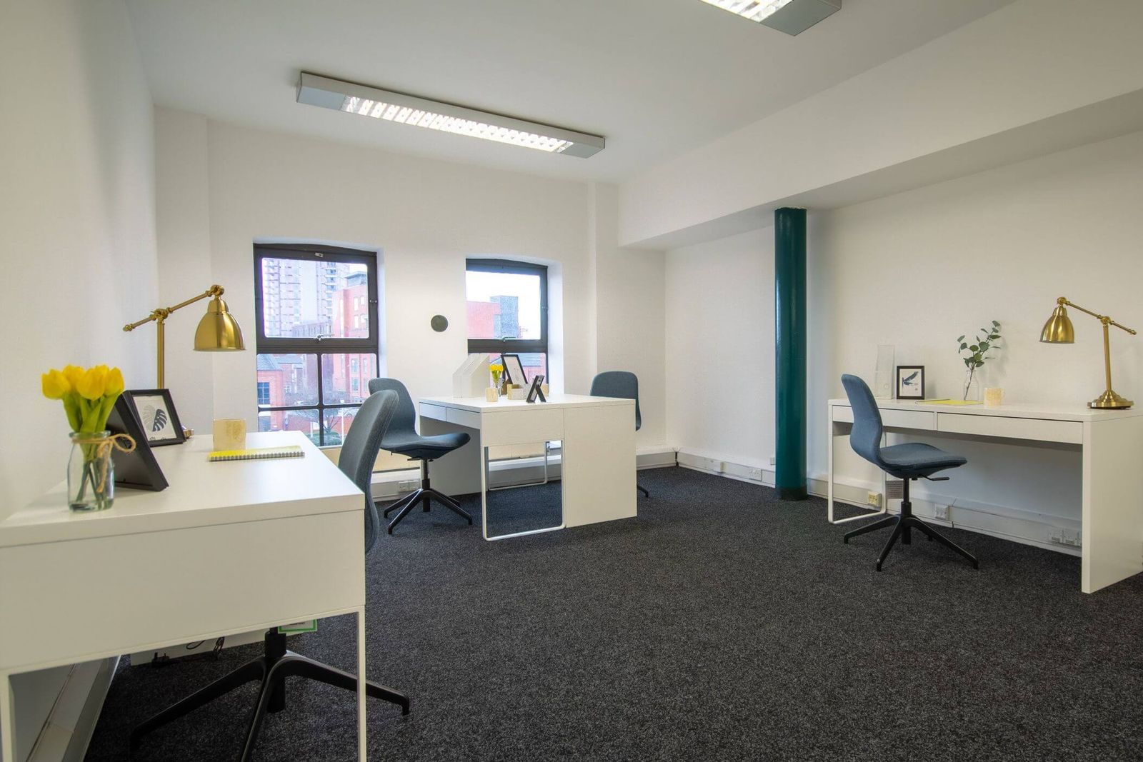 Private Office To Rent, Manchester, M16 – photo 1
