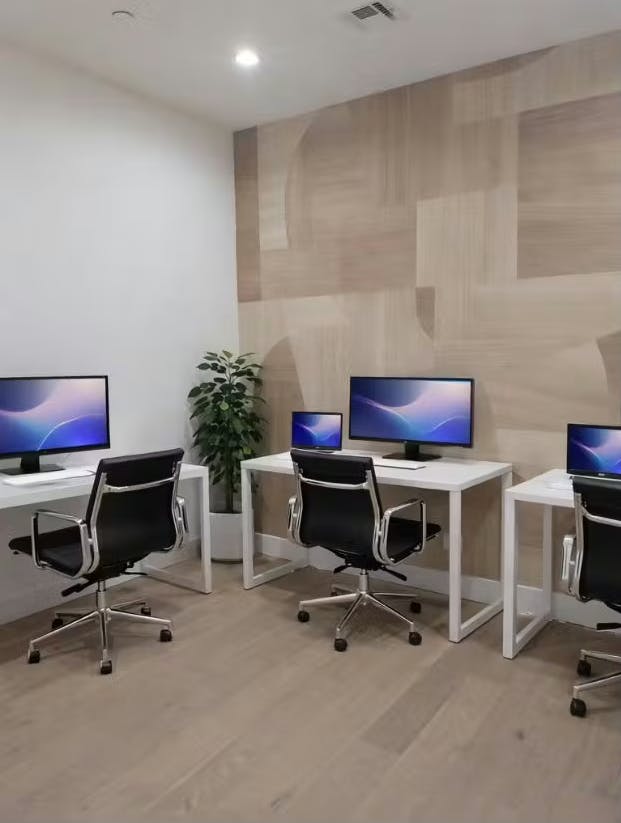 Private Office To Rent, North 9th Avenue, New York City – photo 1