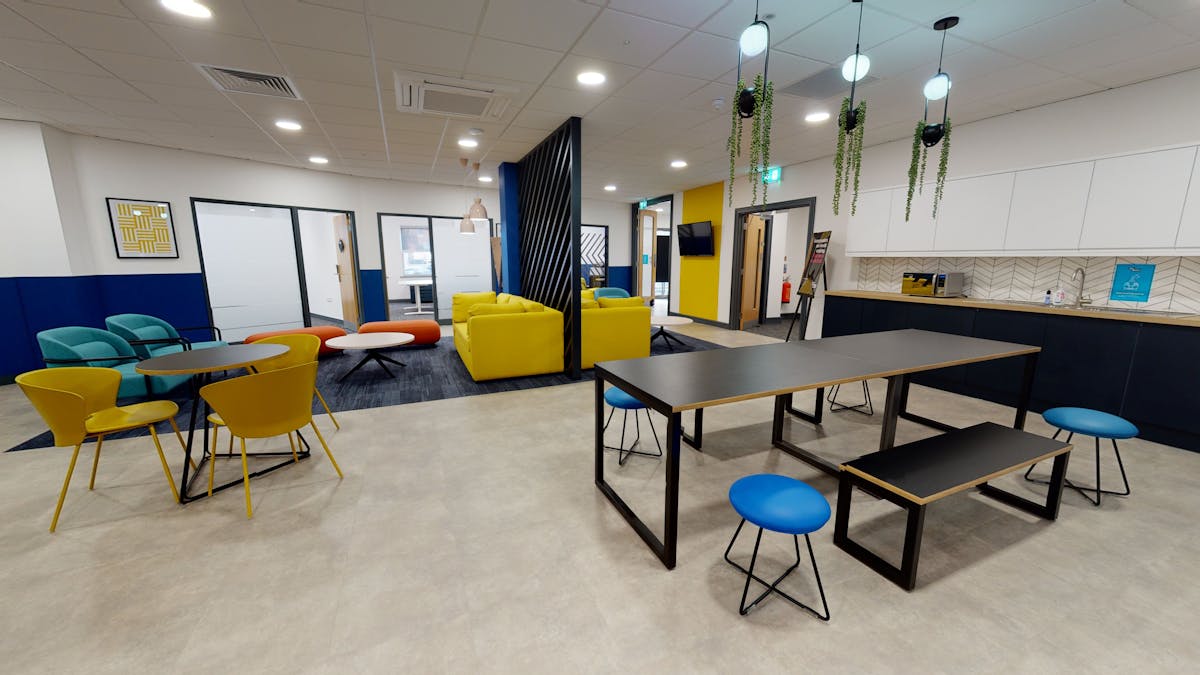 Private Office To Rent, Nottingham, NG1 – photo 1