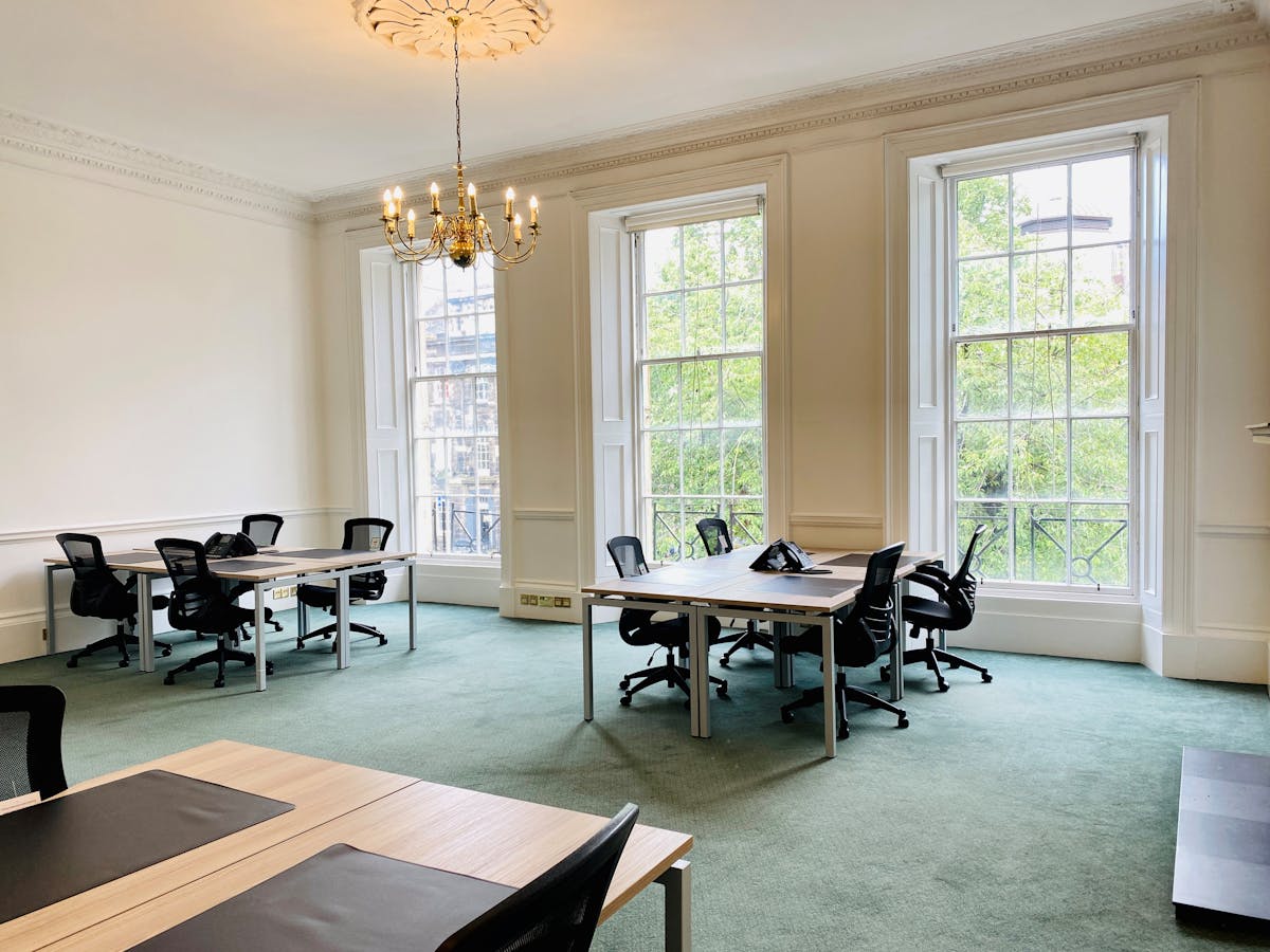 Private Office To Rent, Rutland Square, Edinburgh – photo 1