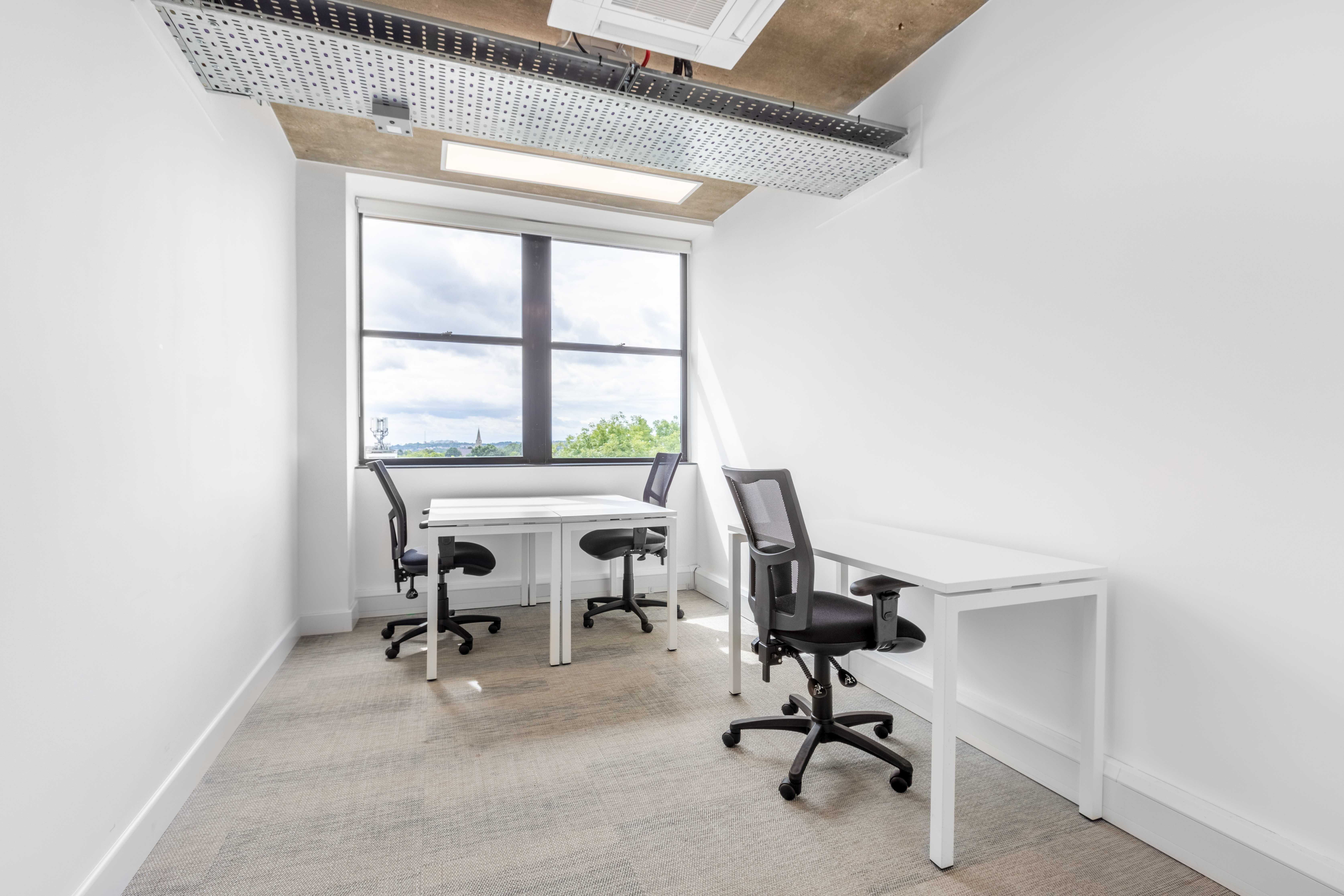 Private Office To Rent, Southgate, N14 – photo 1