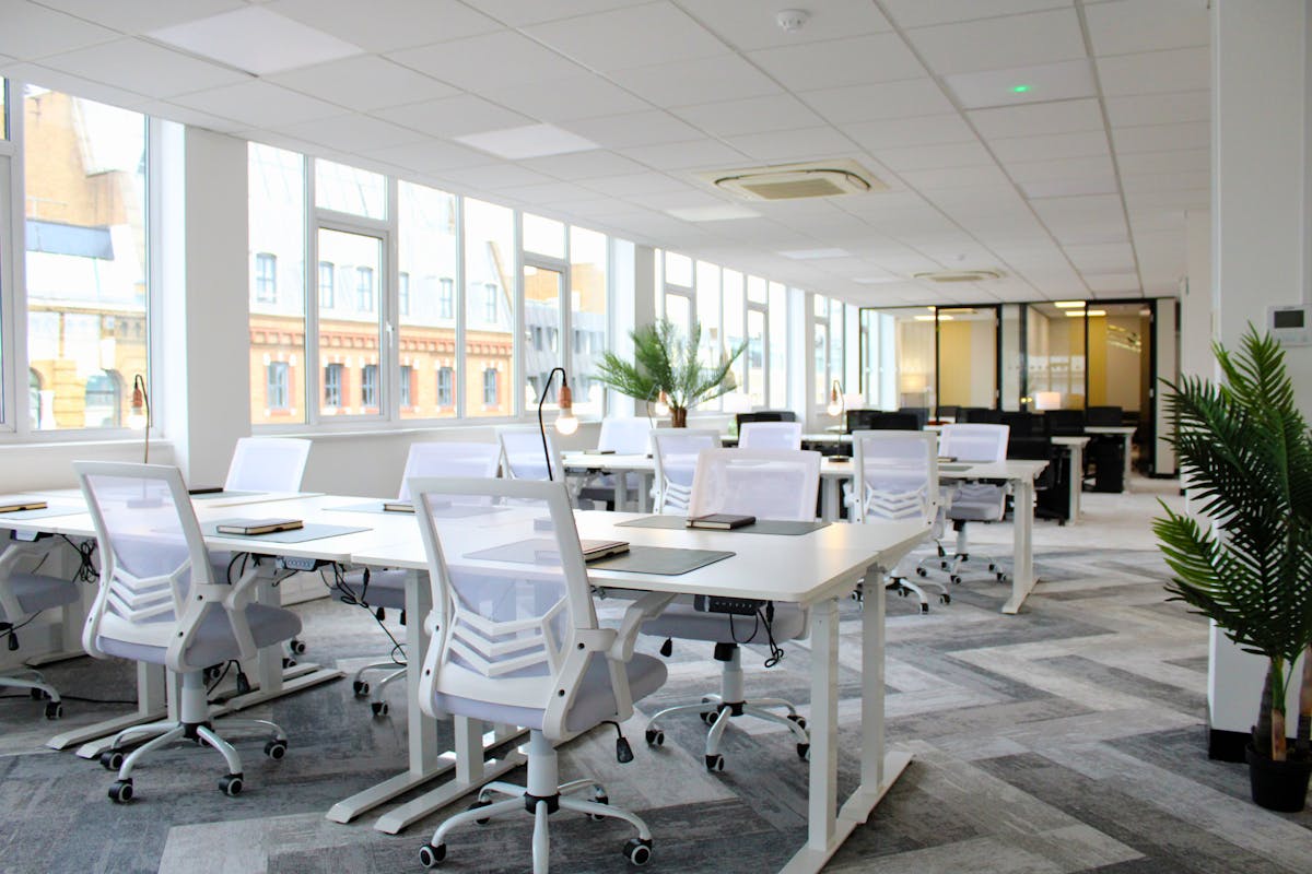 Private Office To Rent, Southwark Street, London – photo 1