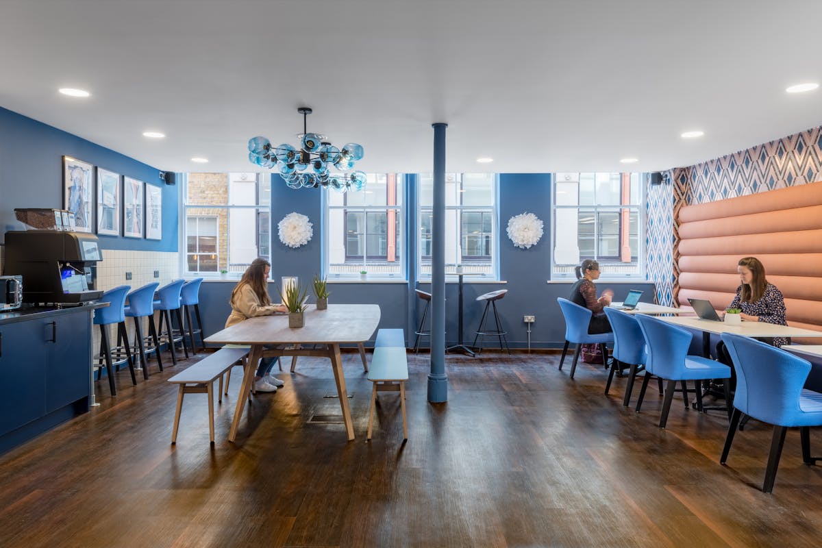Private Office To Rent, Watling Street, London – photo 1