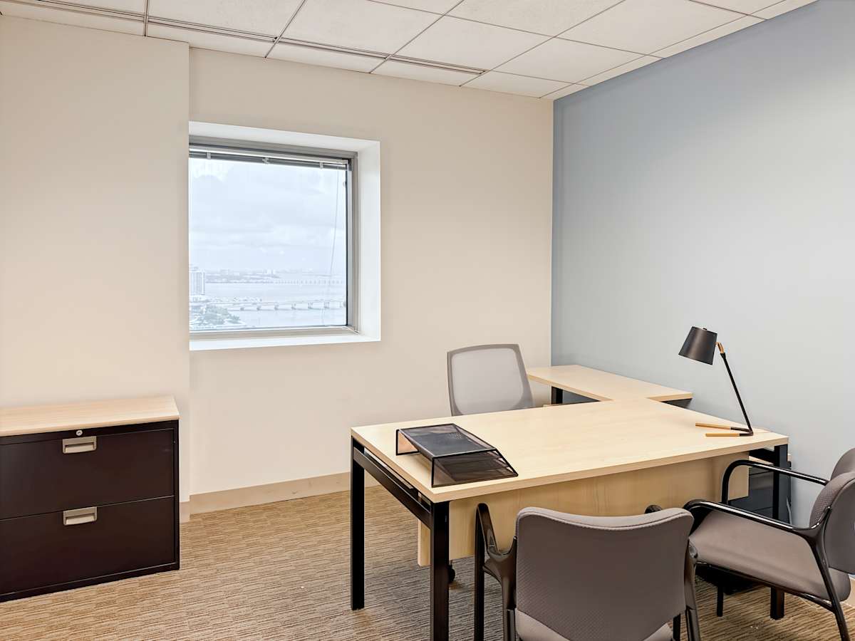 Private Office To Rent, Miami, Downtown 331 – photo 4