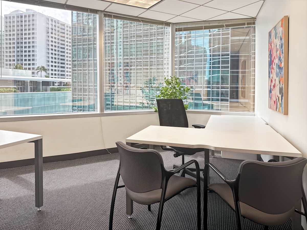 Private Office To Rent, Miami, Brickell 331 – photo 4