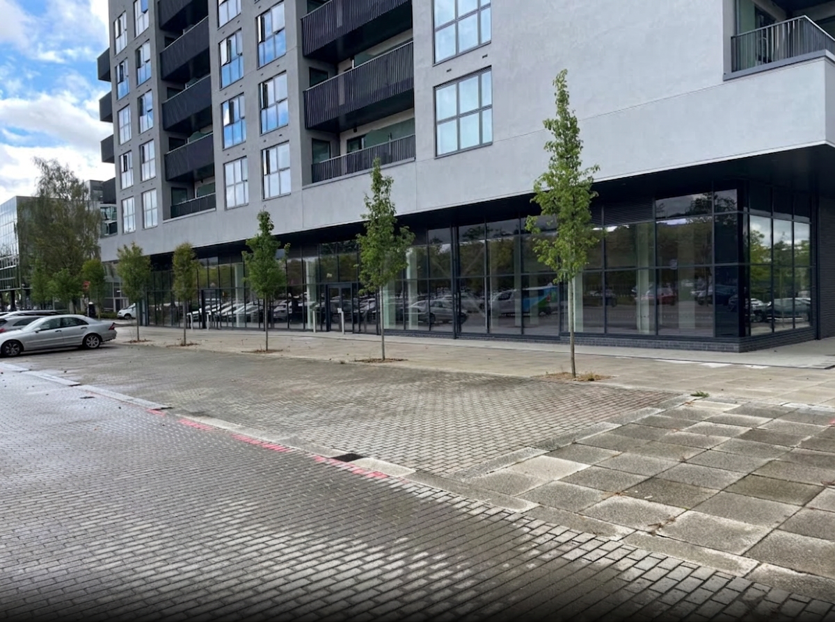 Retail Unit To Rent, Milton Keynes, MK9 – photo 3