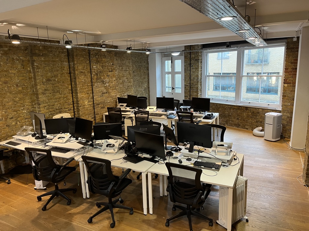 Private Office To Rent, London, N1 – photo 1