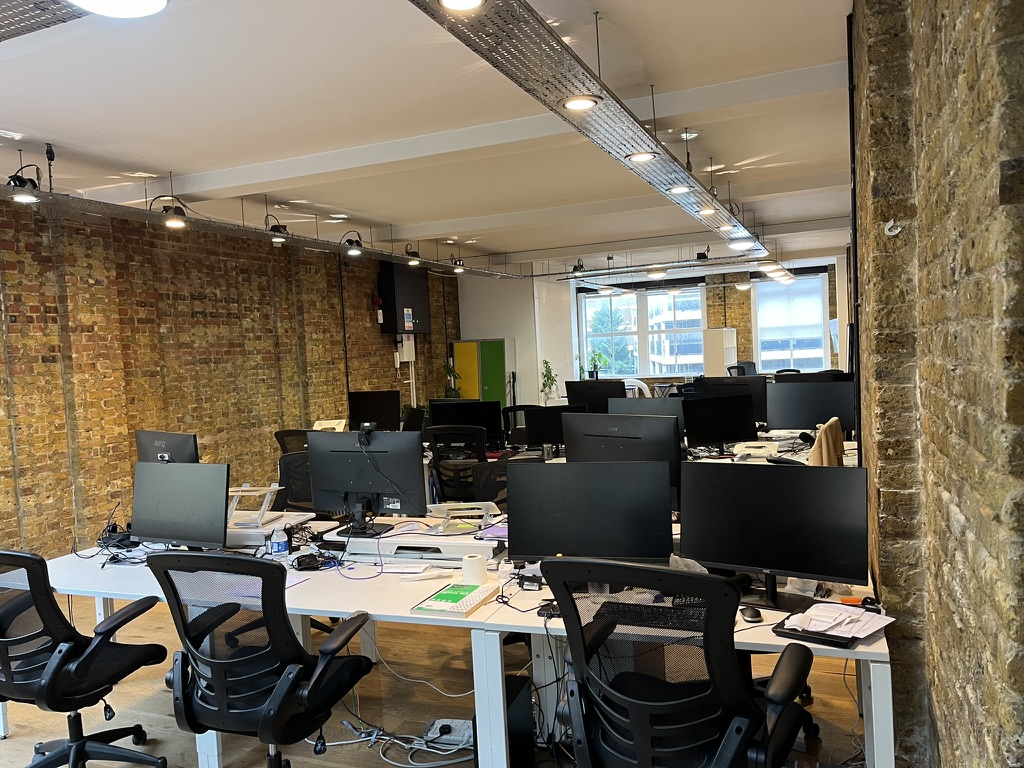 Private Office To Rent, London, N1 – photo 4