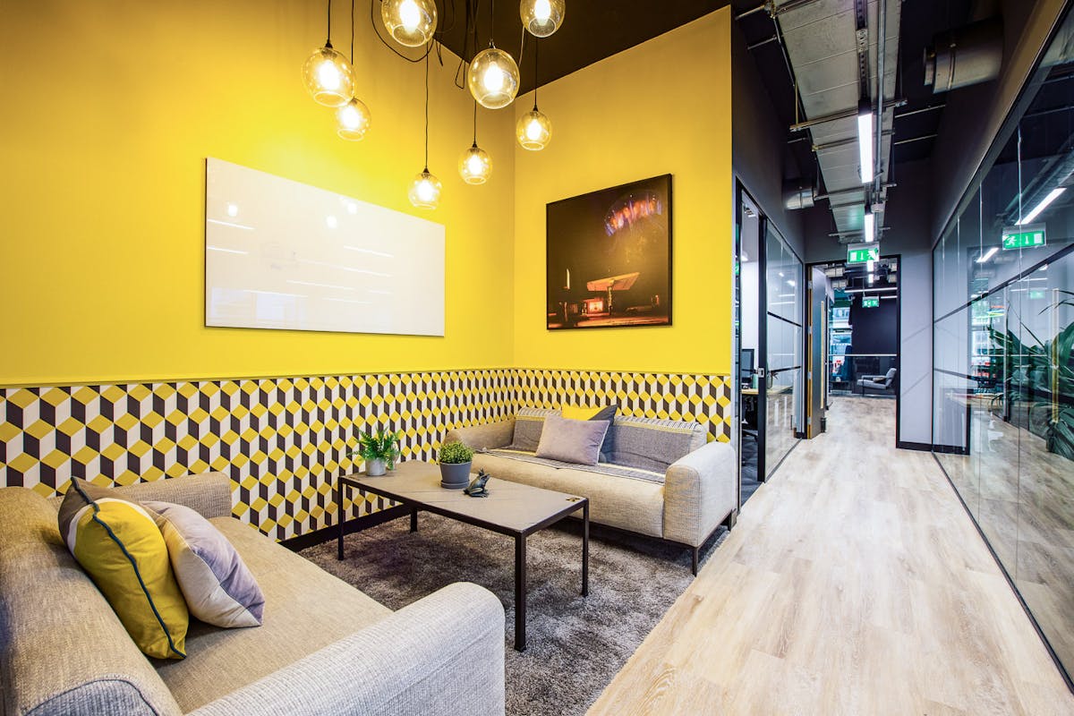 Private Office To Rent, London, W1F – photo 3