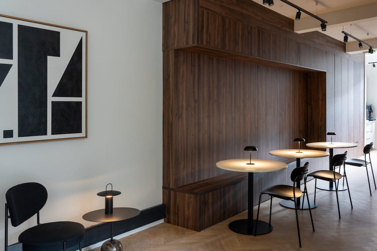 Private Office To Rent, London, W1F – photo 4